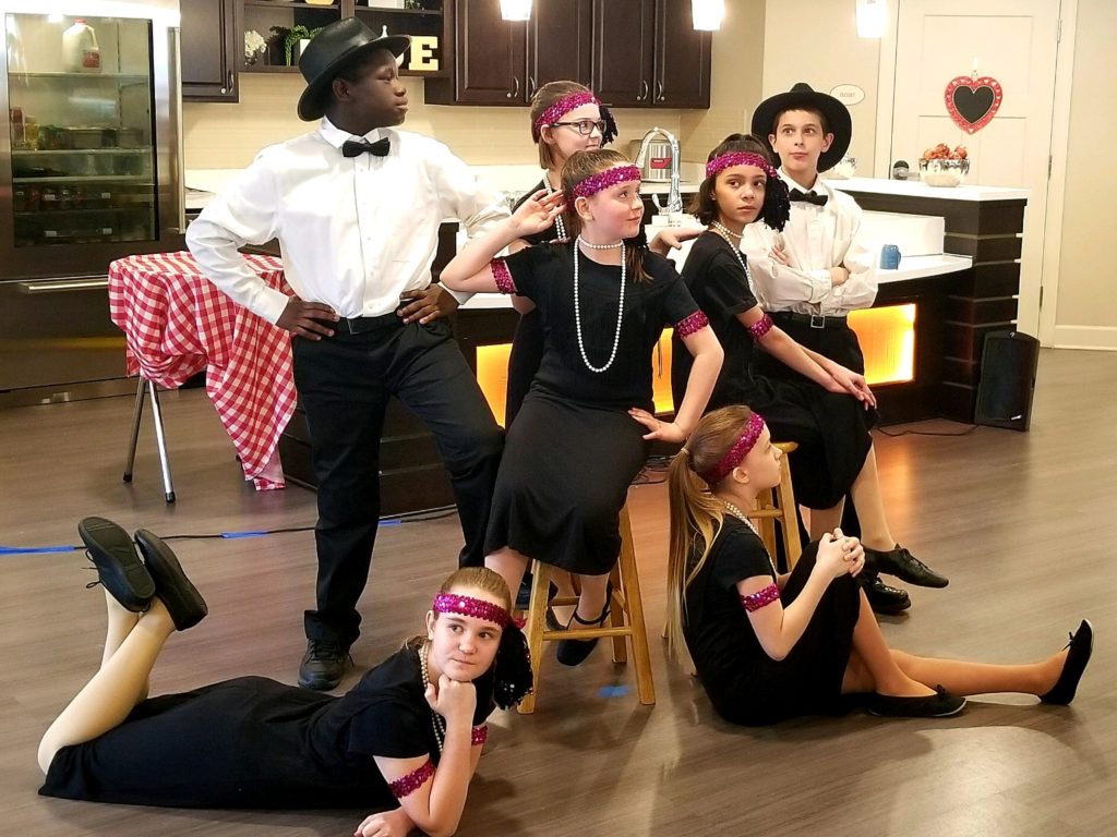 Recently, American Rhythm, a group of home-schooled children that perform musical numbers for senior homes, performed at a resident event at Cross Creek at Lee’s Summit Assisted Living | Memory Care.